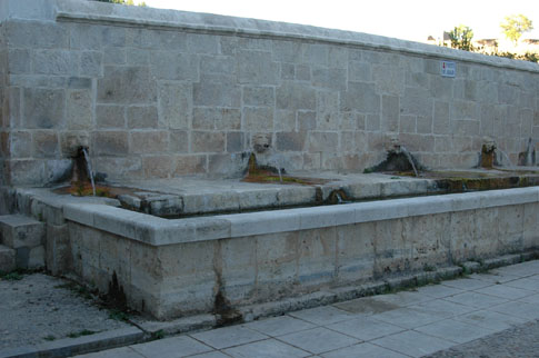Fuente de Abajo o fuente de Suso en Fuentelencina